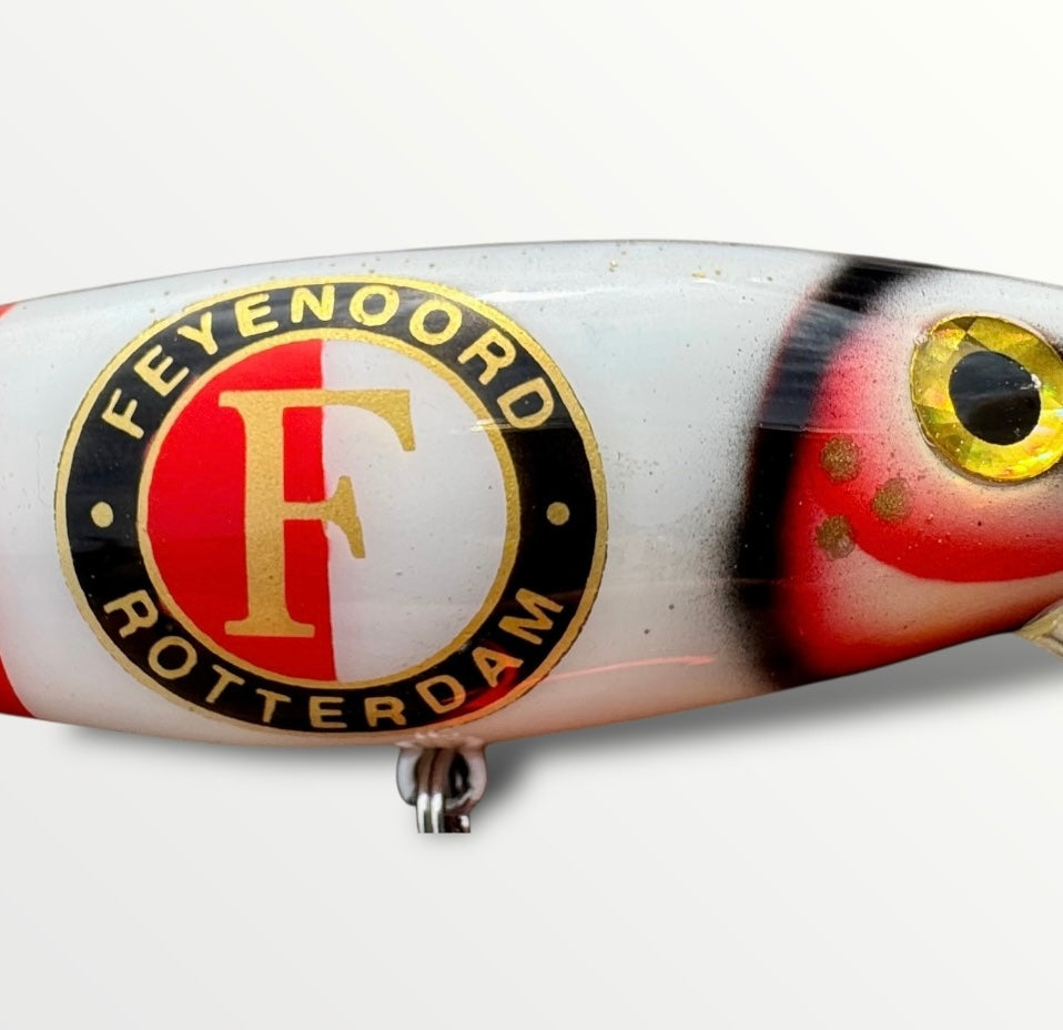 Feyenoord ErnieCC 6” custom gespoten en UV treble 1# afgehaakt.