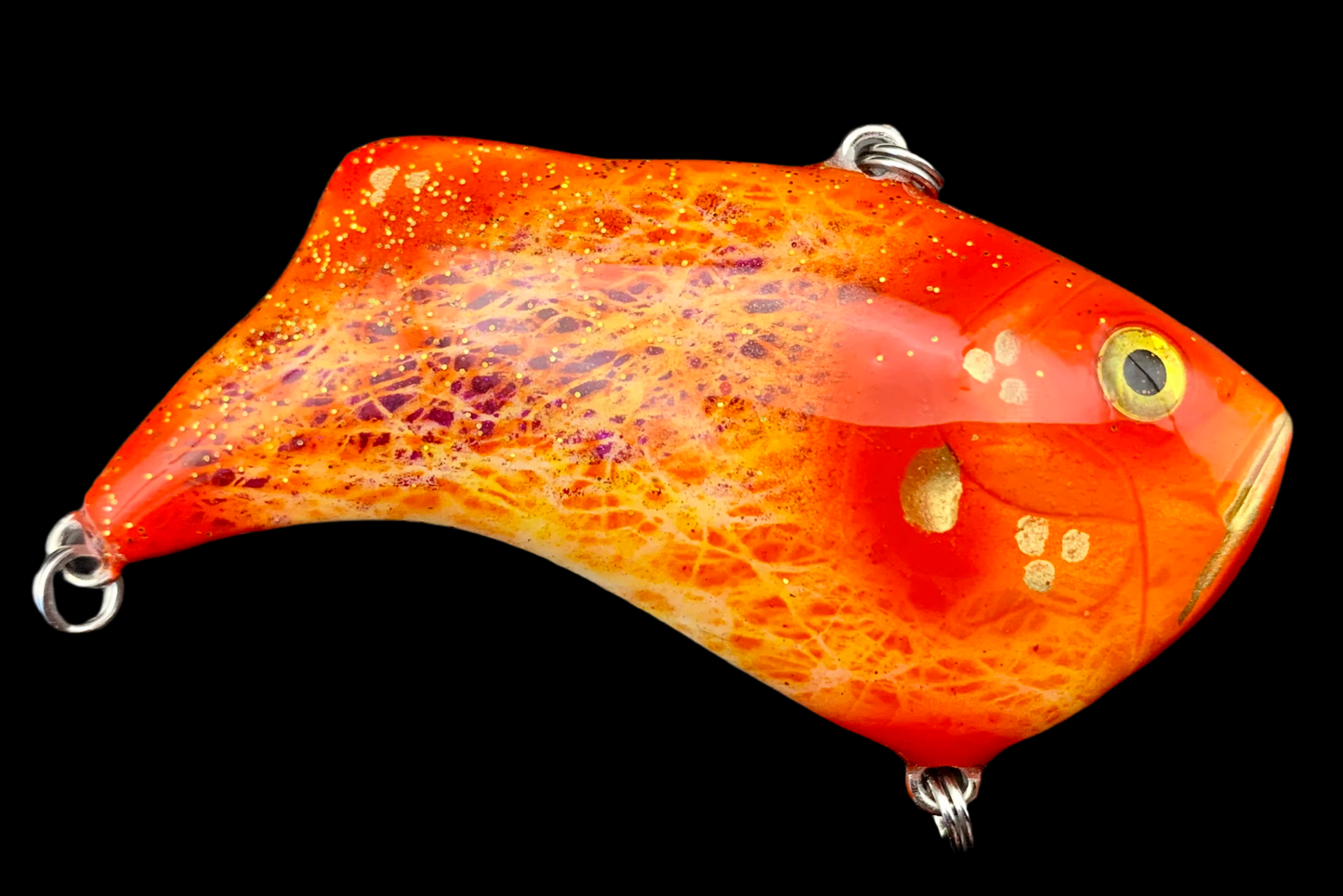 The Maimar Flame Lipless Crankbait