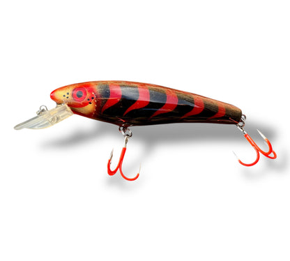 The ErnieCC 6” Red tiger custom gespoten en UV treble #1 afgehaakt