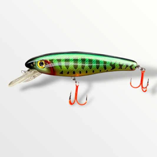 The Erniecc 6” jungleFang